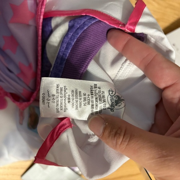 Disney Doc Mcstuffins Doctor Costume NEW Sz 3 W/ Stethoscope Tools Halloween - Picture 6 of 6